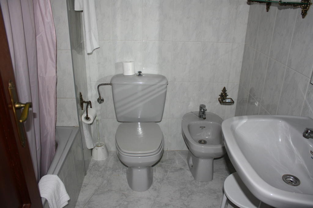 Hotel Cristaleiro Gondomar Quarto foto